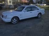 Mercedes-Benz E 230 1998 годаfor2 700 000 тг. в Рудный – фото 3