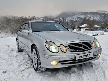 Mercedes-Benz E 320 2002 года за 5 300 000 тг. в Алматы – фото 2