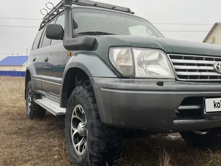 Toyota Land Cruiser Prado 1998 года за 3 800 000 тг. в Уральск – фото 2