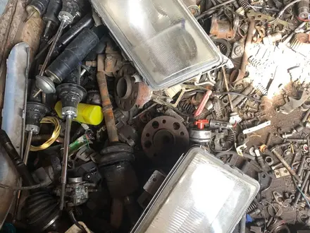Фары w124 за 10 000 тг. в Астана