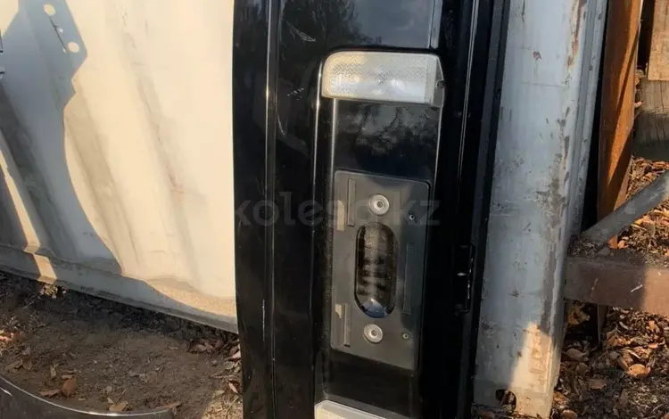 Крышка багажника Range Rover l322 за 32 000 тг. в Алматы
