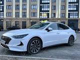 Hyundai Sonata 2023 года за 14 500 000 тг. в Астана – фото 3