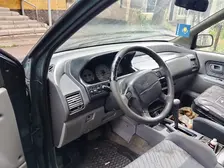 Mitsubishi Space Runner, 1998