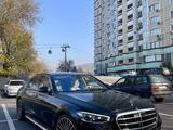 Mercedes-Benz S 500 2022 года за 78 900 000 тг. в Алматы – фото 3