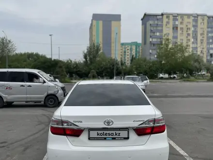 Toyota Camry 2015 года за 9 000 000 тг. в Алматы – фото 9