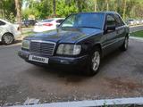 Mercedes-Benz E 200 1994 годаүшін1 800 000 тг. в Павлодар – фото 3