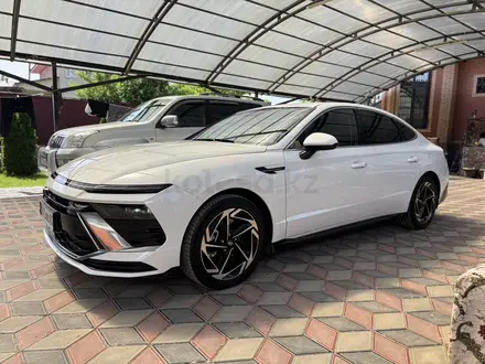 Hyundai Sonata 2024 года за 14 500 000 тг. в Алматы – фото 5