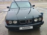BMW 520 1994 года за 1 900 000 тг. в Жетысай – фото 3
