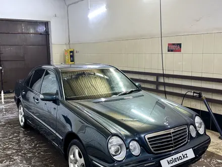 Mercedes-Benz E 320 2000 года за 4 300 000 тг. в Алматы