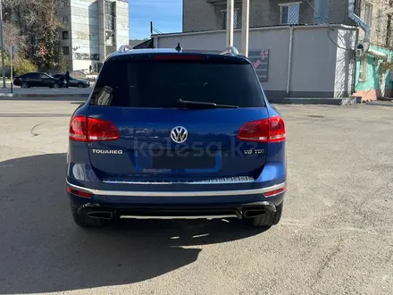 Volkswagen Touareg 2018 года за 17 500 000 тг. в Костанай – фото 2