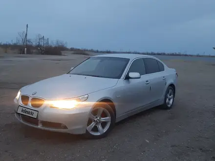 BMW 520 2004 года за 6 200 000 тг. в Сатпаев – фото 2