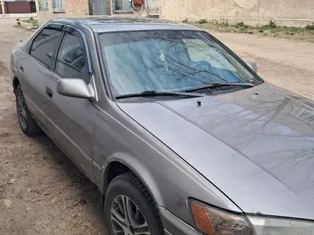 Toyota Camry 1999 года за 2 200 000 тг. в Павлодар – фото 8