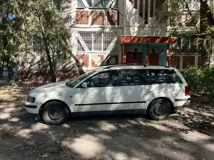 Volkswagen Passat 2000 года за 1 800 000 тг. в Алматы