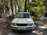 Volkswagen Passat 2000 годаfor1 800 000 тг. в Алматы – фото 4