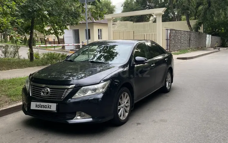 Toyota Camry 2013 годаfor10 500 000 тг. в Алматы