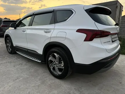 Hyundai Santa Fe 2021 года за 14 300 000 тг. в Алматы – фото 3