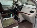 Toyota Sienna 2013 года за 9 300 000 тг. в Уральск – фото 12