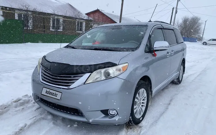 Toyota Sienna 2013 года за 9 300 000 тг. в Уральск