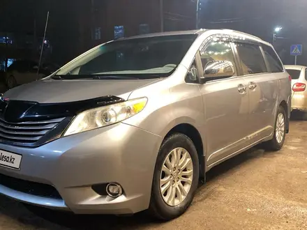 Toyota Sienna 2013 года за 9 300 000 тг. в Уральск – фото 5