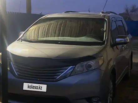 Toyota Sienna 2013 года за 9 300 000 тг. в Уральск – фото 8
