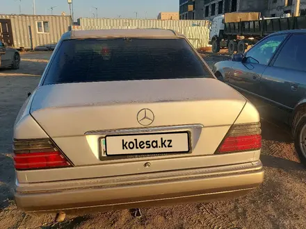 Mercedes-Benz E 220 1994 года за 2 000 000 тг. в Кызылорда – фото 2