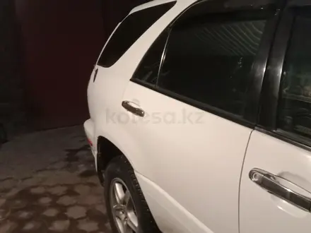 Lexus RX 300 1999 года за 5 500 000 тг. в Караганда – фото 4