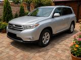 Toyota Highlander 2011 года за 10 500 000 тг. в Усть-Каменогорск