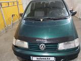 Volkswagen Sharan 1997 года за 2 000 000 тг. в Уральск – фото 2
