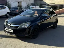 Opel Astra, 2010
