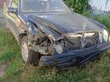 Mercedes-Benz E 200 2001 года за 1 900 000 тг. в Костанай