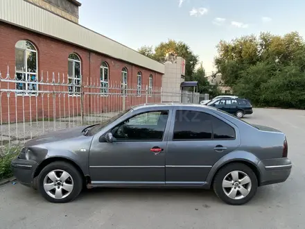 Volkswagen Jetta 2004 года за 1 750 000 тг. в Алматы – фото 4