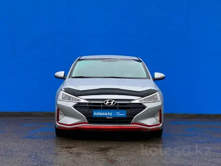 Hyundai Elantra 2020 года за 7 580 000 тг. в Алматы – фото 2