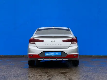 Hyundai Elantra 2020 года за 7 580 000 тг. в Алматы – фото 4
