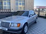 Mercedes-Benz E 260 1991 годаүшін2 500 000 тг. в Шымкент – фото 3