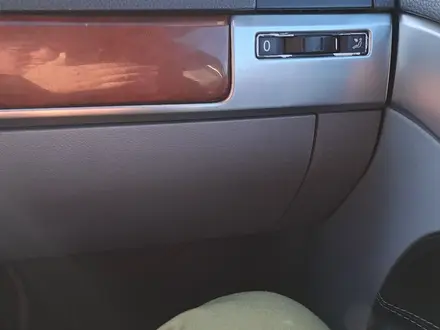 Volkswagen Touareg 2004 года за 4 500 000 тг. в Астана – фото 9