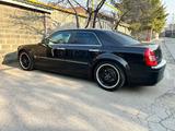 Chrysler 300C 2006 года за 8 000 000 тг. в Алматы – фото 5