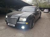 Chrysler 300C 2006 года за 8 000 000 тг. в Алматы – фото 4