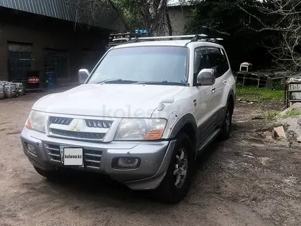 Mitsubishi Pajero 2000 года за 3 250 000 тг. в Алматы