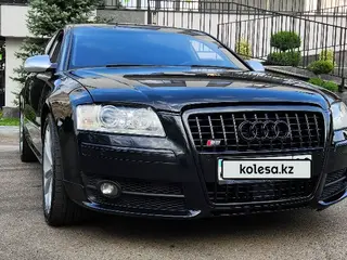 Audi S8, 2007