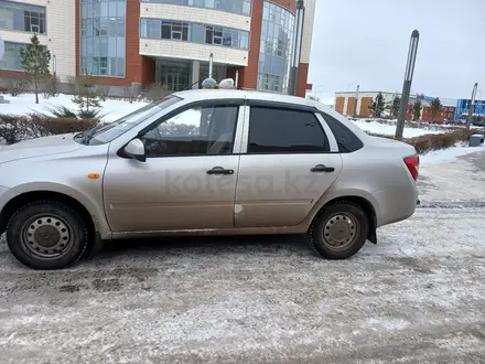 ВАЗ (Lada) Granta 2190 2013 года за 2 900 000 тг. в Петропавловск – фото 2