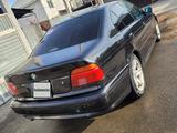 BMW 528 1996 годаfor2 900 000 тг. в Тараз – фото 2