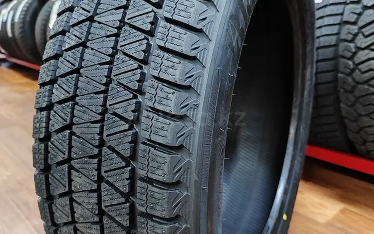 Из Японии 225-55-18 Bridgestone Blizzak DMV3 за 84 000 тг. в Алматы