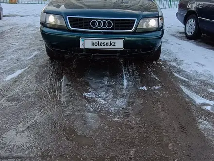Audi A8 1996 года за 2 000 000 тг. в Астана – фото 2