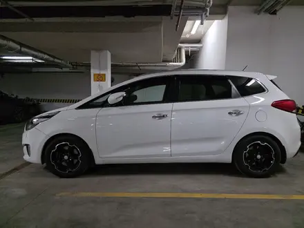 Kia Carens 2013 года за 6 450 000 тг. в Астана