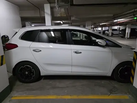 Kia Carens 2013 года за 6 450 000 тг. в Астана – фото 27