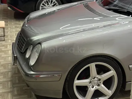 Mercedes-Benz E 320 2001 года за 7 200 000 тг. в Шымкент – фото 10