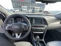 Hyundai Sonata 2017 годаүшін6 500 000 тг. в Атырау – фото 15