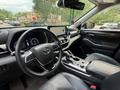 Toyota Highlander 2023 года за 34 500 000 тг. в Алматы – фото 17