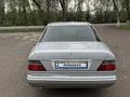 Mercedes-Benz E 200 1995 годаүшін2 500 000 тг. в Алматы – фото 2