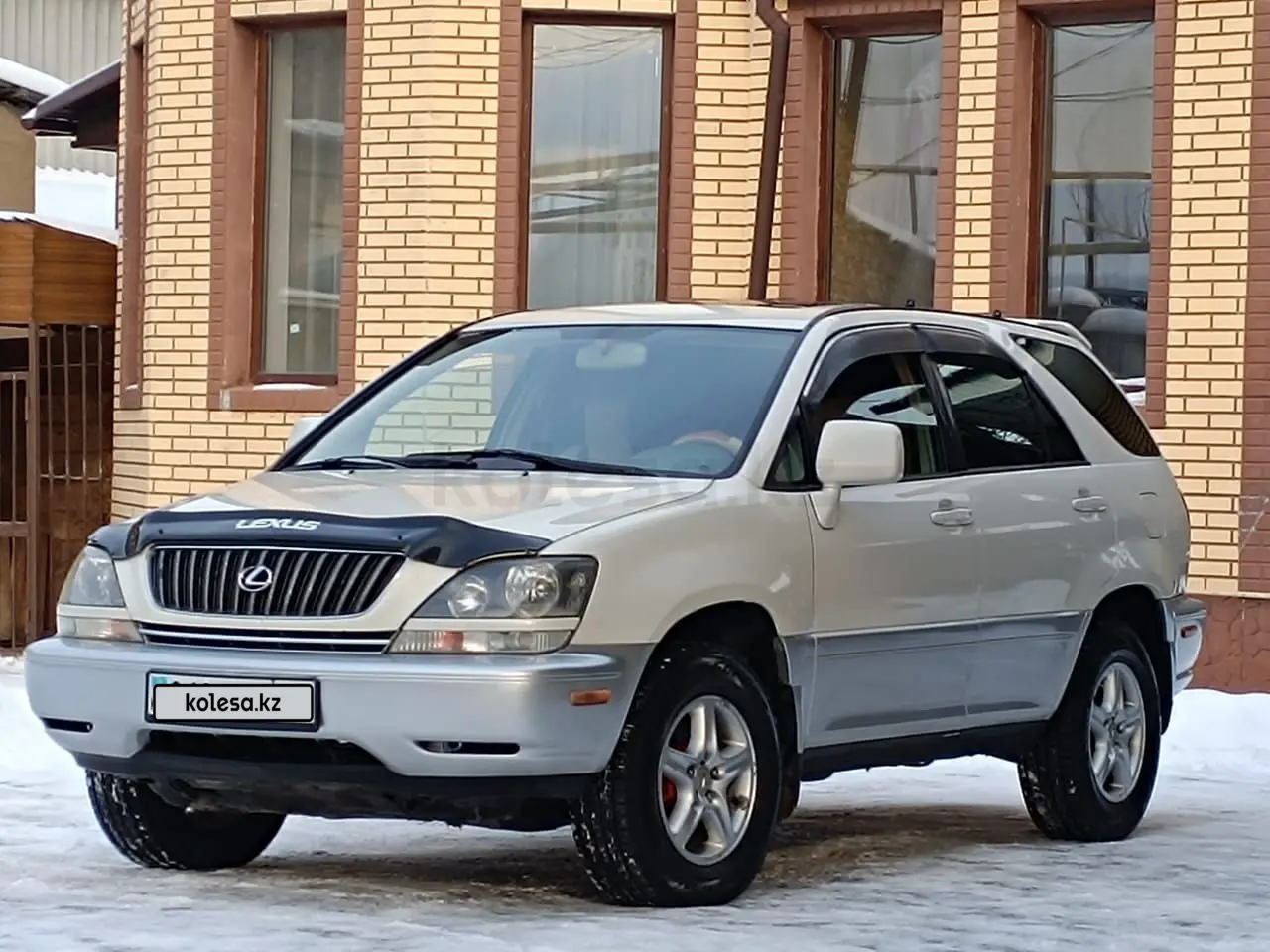 Продажа Lexus RX 300 1999 года в Алматы - №166144091: цена 5000000 ...